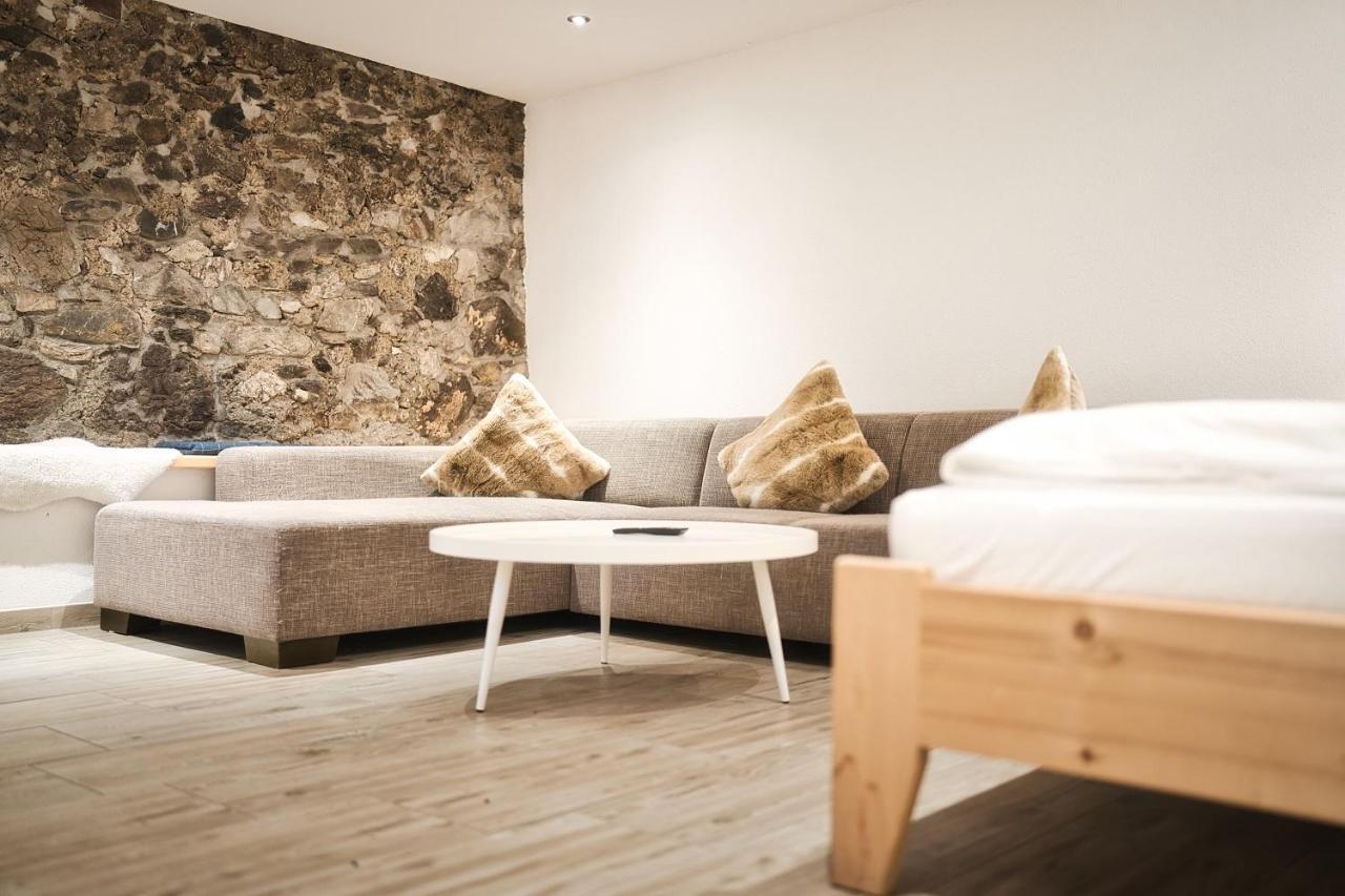 Berghotel Basur - Das Schihotel Am Arlberg フリルシュ エクステリア 写真