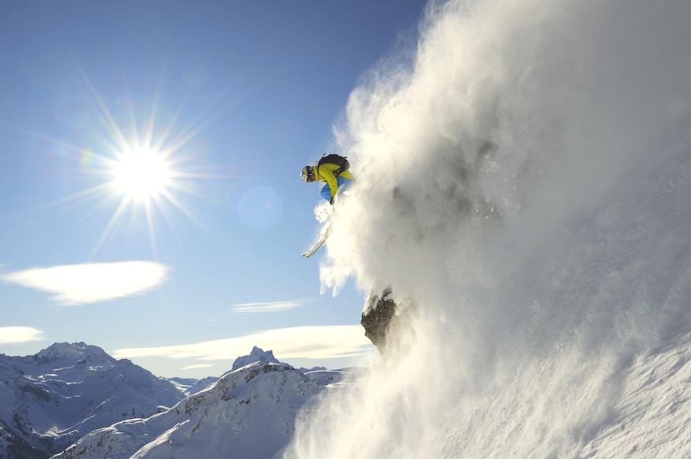 Berghotel Basur - Das Schihotel Am Arlberg フリルシュ エクステリア 写真